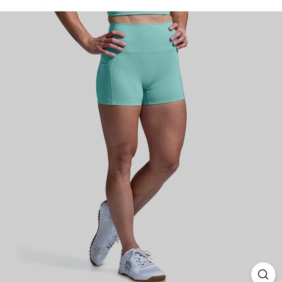 Mint Green Women's High-Waisted Shorts - Picture 10 of 10